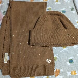 Michael Kors Scarf And Hat